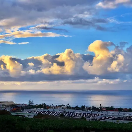 Lägenhet 2 Bedrooms With Sea View And Furnished Terrace At 4 Km Away From The
